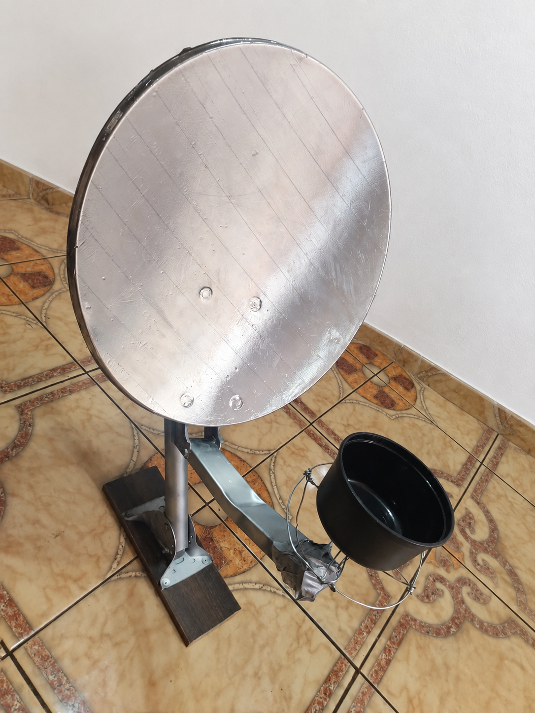 Cocina solar parabólica